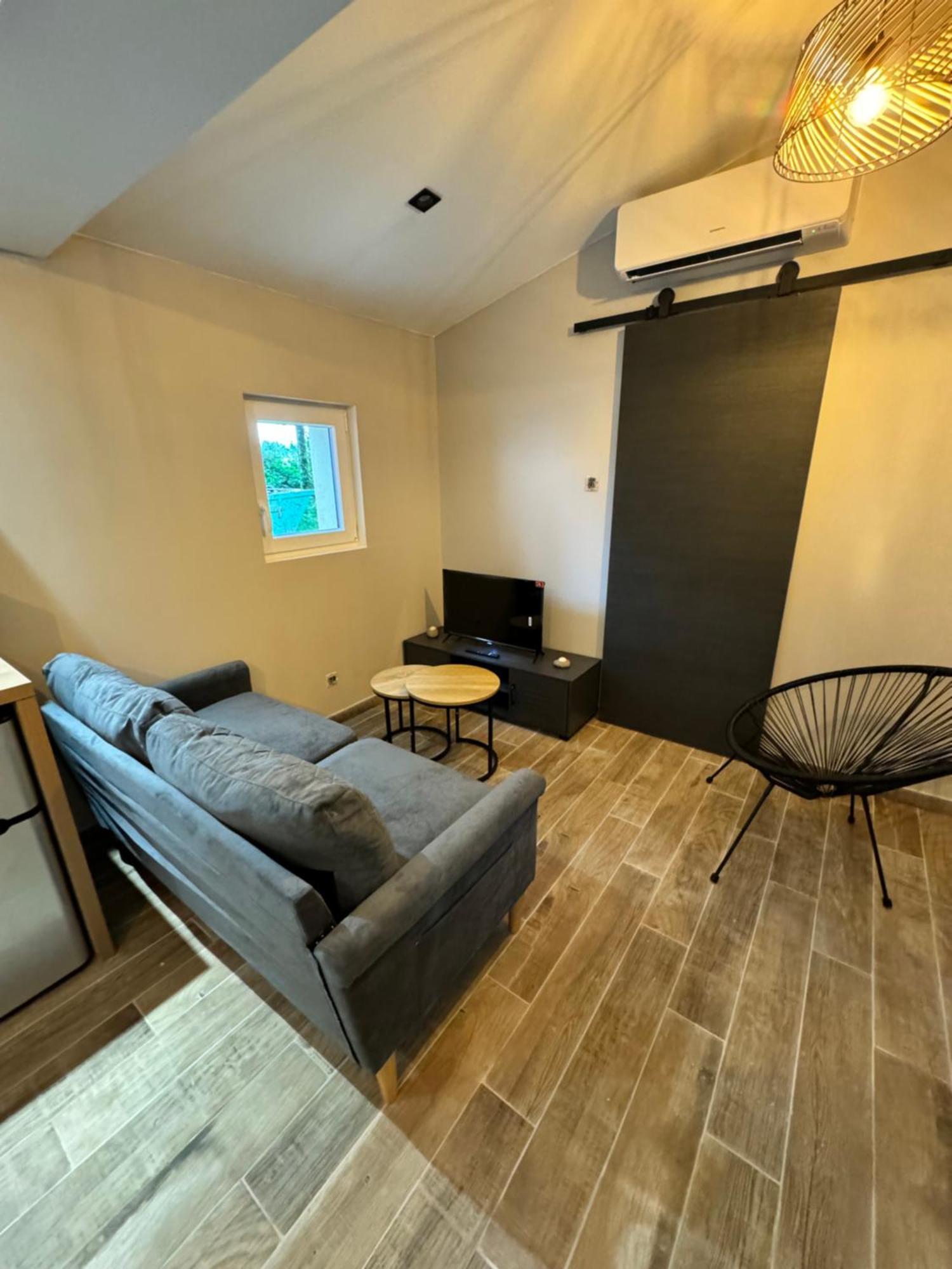 Mazet En Campagne Appartement *